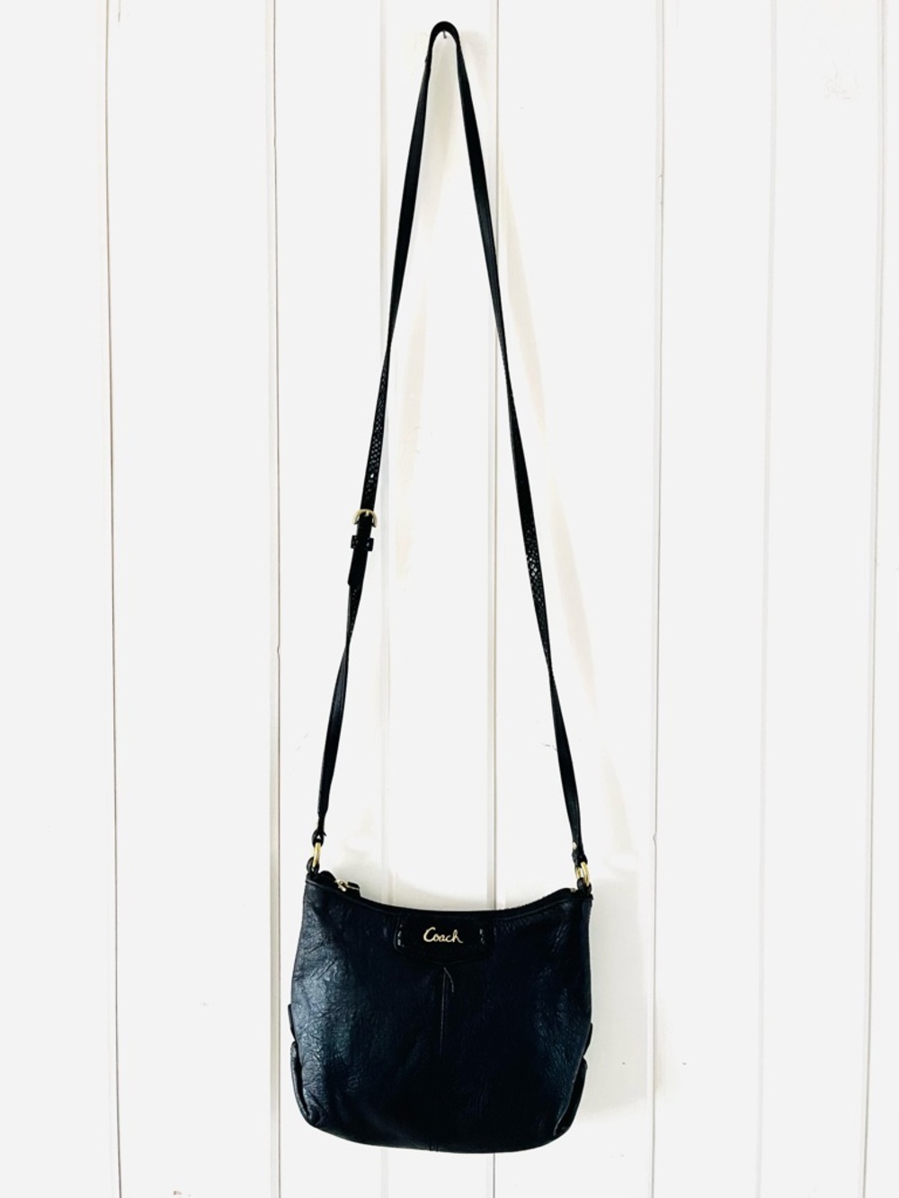 Coach Ashley Black Leather Swingback  Crossbody Bag - Picture 9 of 13